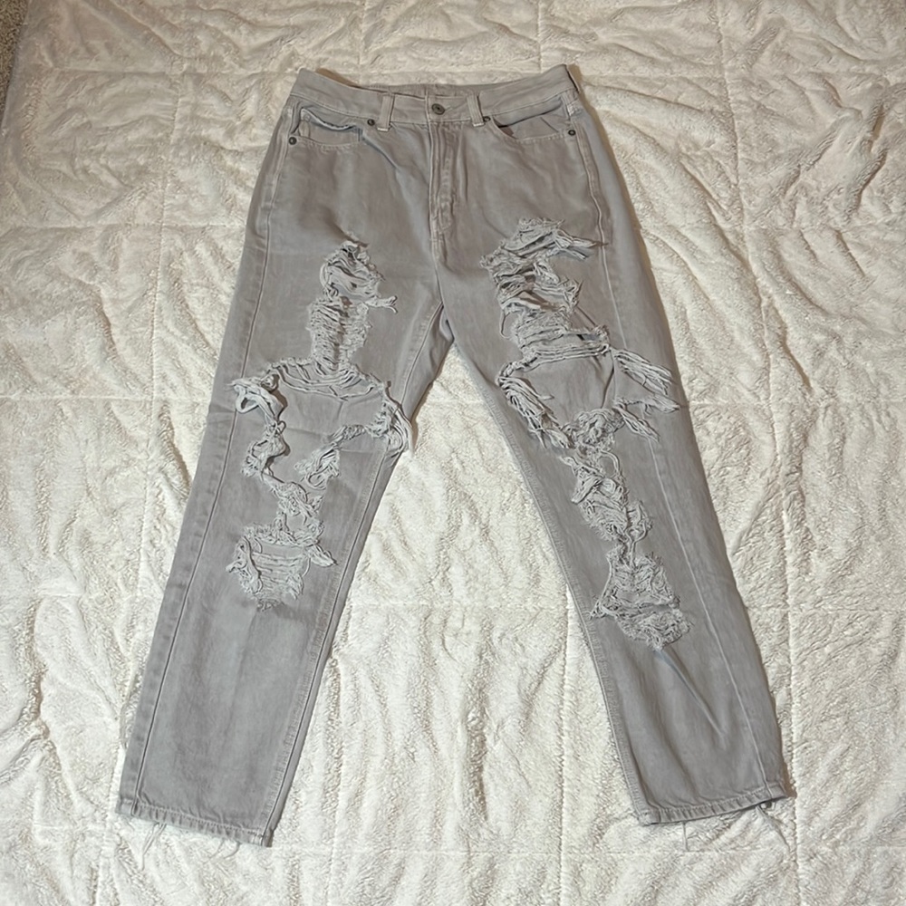 American Eagle mom jeans